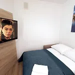 Cozy Apartment - B38